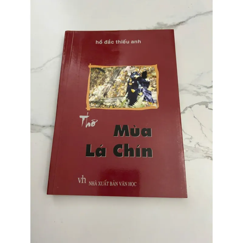 "Thơ Mùa Lá Chín" (Thơ) 602278