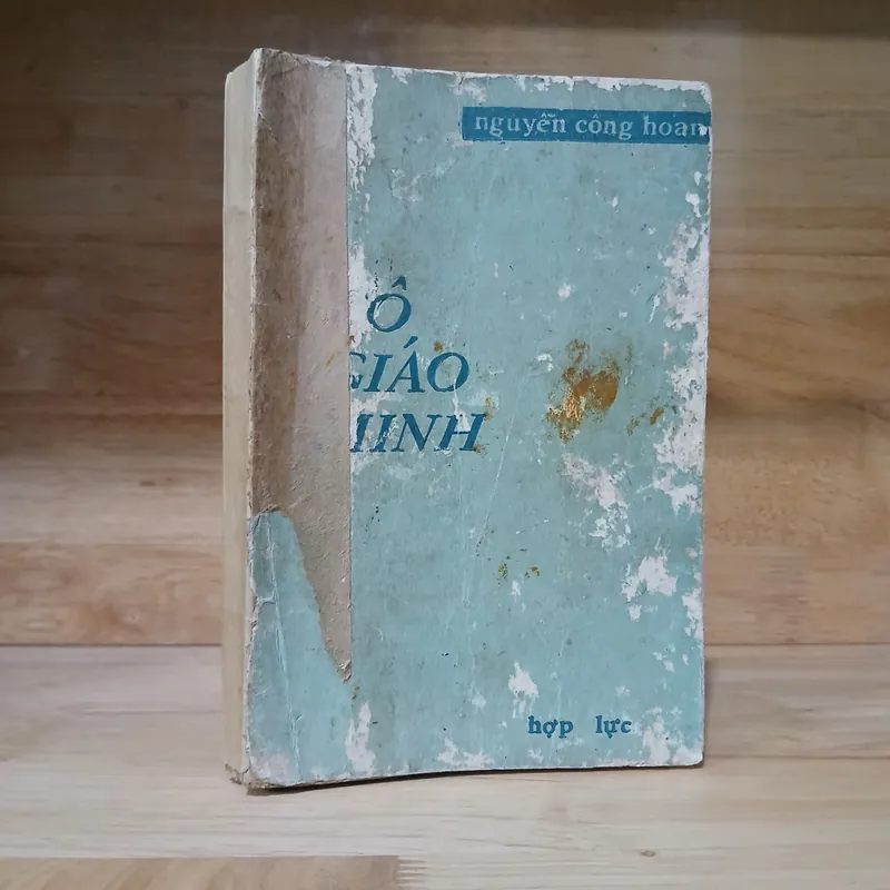 Cô Giáo Minh (Xb 1967) - Nguyễn Công Hoan 733871