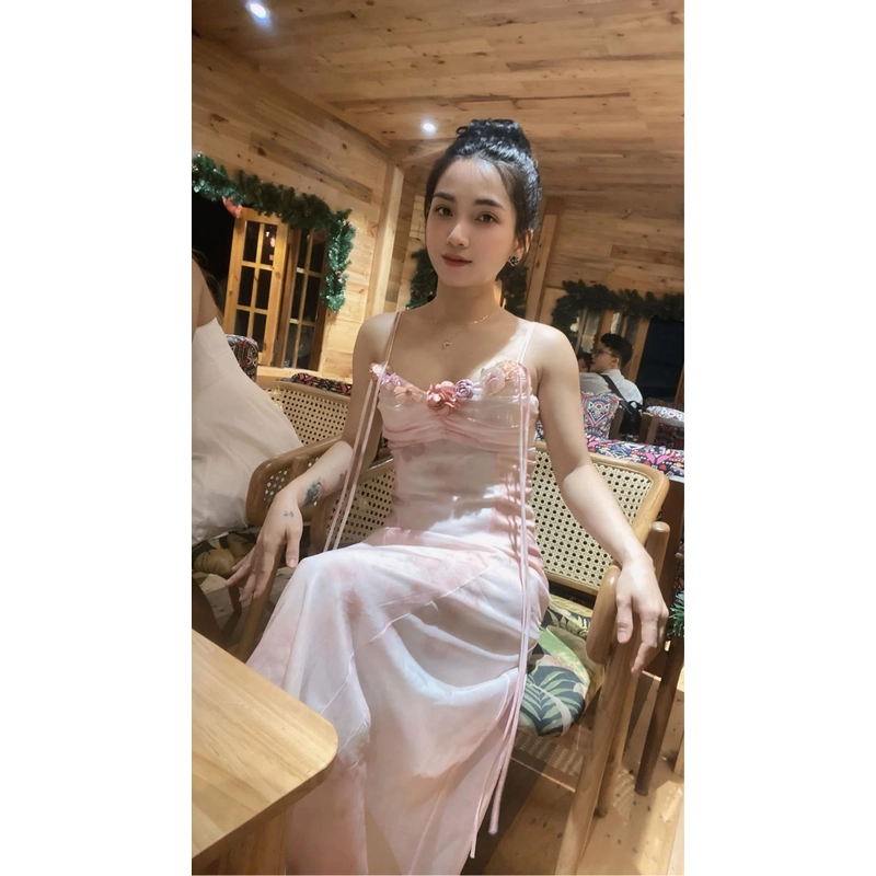 Váy đầm size S mang 1 2 lần còn tốt 509008