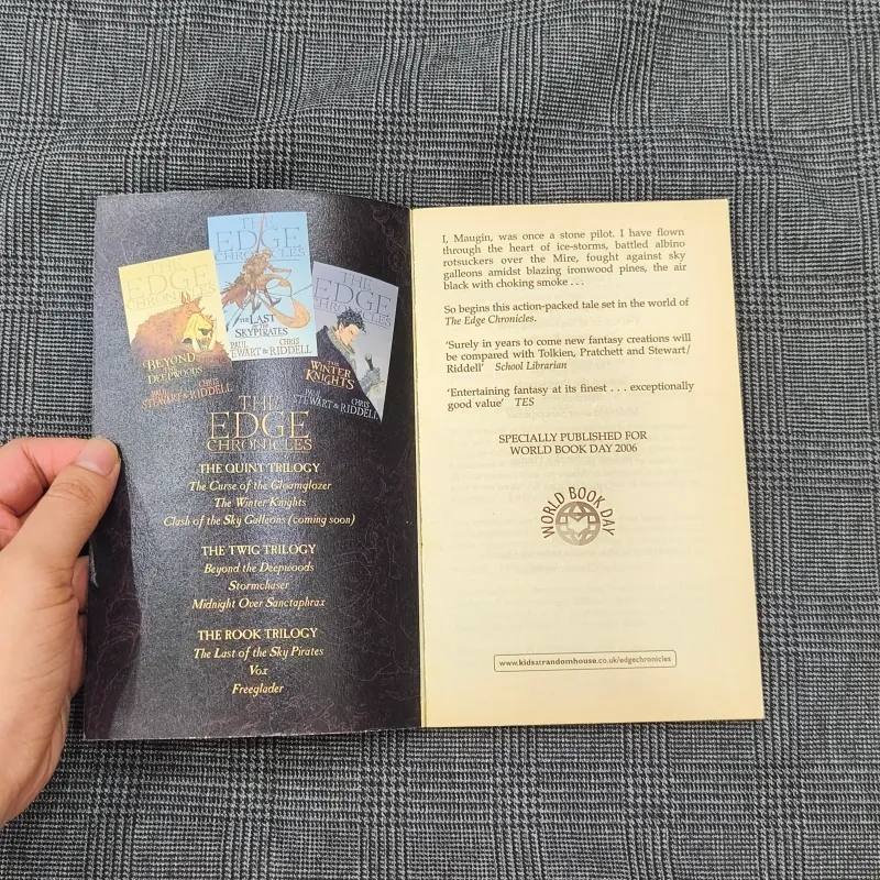 (Ngoại văn) The Edge Chronicles - The Stone Pilot - Stewart & Riddell  1044722