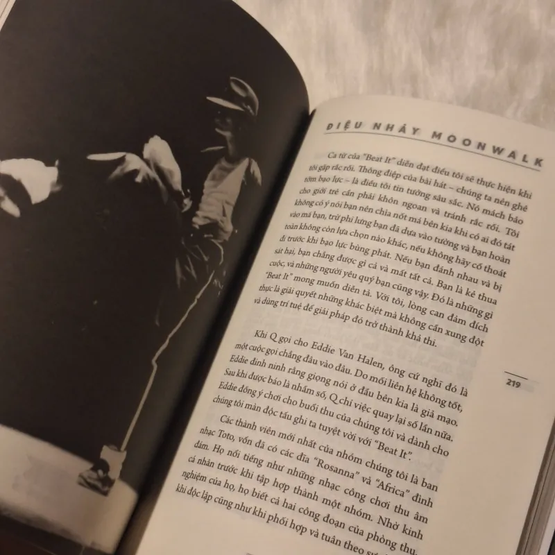 Michael Jackson Điệu nhảy Moonwalk 933165