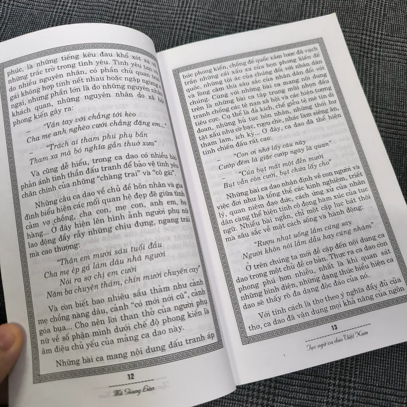 Tục ngữ ca dao Việt Nam - Mã Giang Lân (tuyển chọn và giới thiệu) 701055