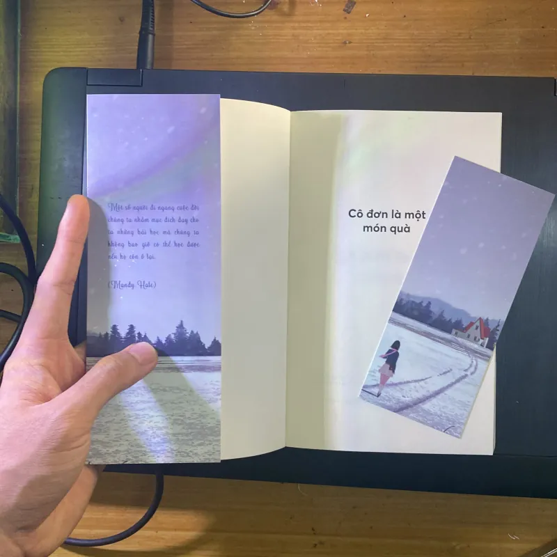 Cô đơn là một món quà (mới 100%)- Nhật Hạ 996311