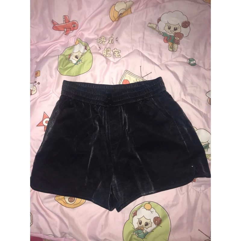 Chân váy và quần da 542244