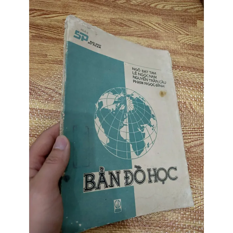 Bản đồ học 755506