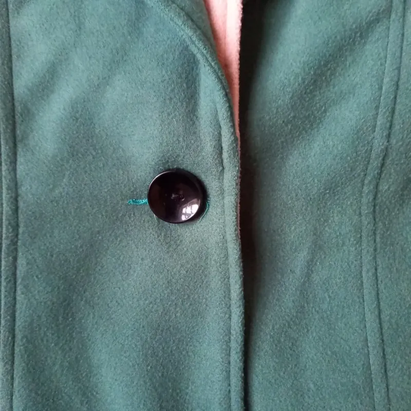 Áo dạ,size L,tình trạng còn mới 931137