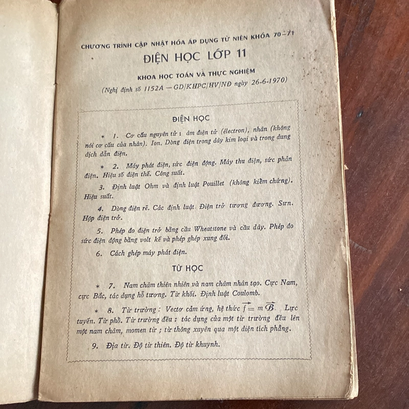 GIÁO KHOA VÀ PHƯƠNG PHÁP GIẢI TOÁN ĐIỆN HỌC LỚP 11 AB (1971) 477223