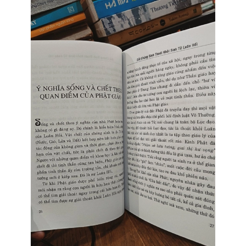 Dắt chúng sinh thoát khỏi vòng sinh tử luân hồi - Huyền Cơ (biên soạn) 958404
