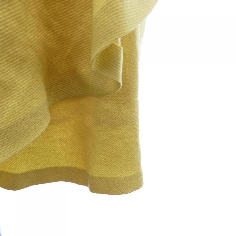 Chân váy Noble - Hàng hiệu Authentic 825552