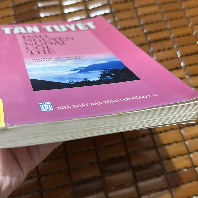 Đào nguyên ngoài cõi thế - Tàn Tuyết 522232
