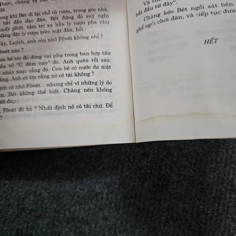 Sóng tình - Mishima Yukio 734657