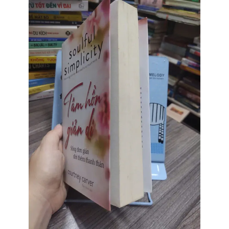 Sách: Tâm hồn giản dị  - Courtney Carver (A2) 590073