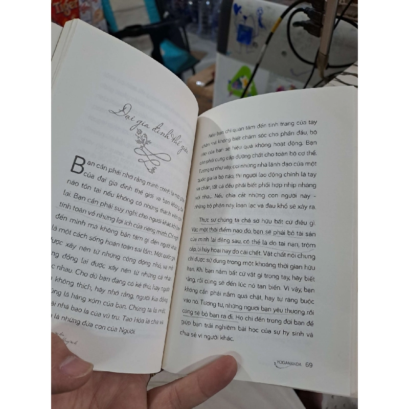 Tình Yêu Không Tự Đến Cô Đơn Không Tự Đi - Paramhansa Yogananda - 2019 mới 80% có viết chì ít - VĂN HỌC - HCM3012 749681