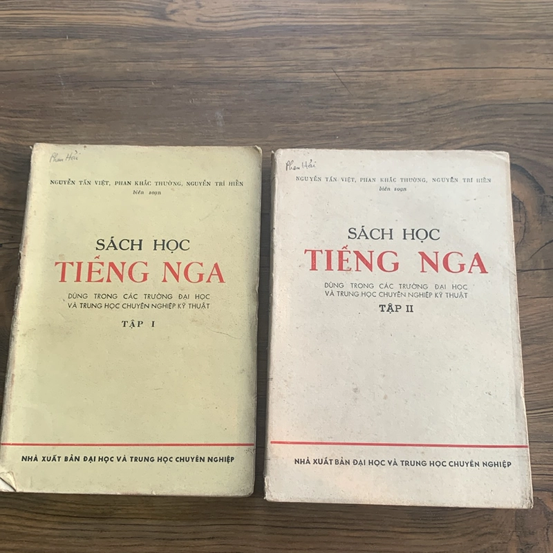 Sách học tiếng Nga 446101