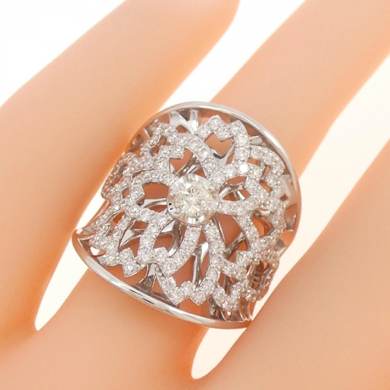 Nhẫn kim cương hoa K18WG 0.186CT 669836