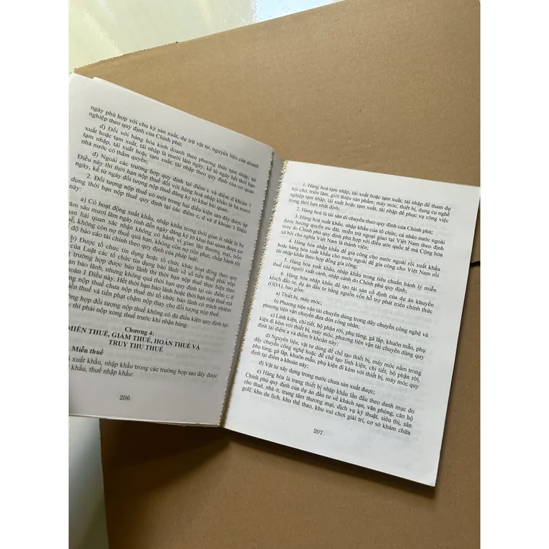 Hệ thống văn bản pháp luật thuế (rời vài trang) 608170