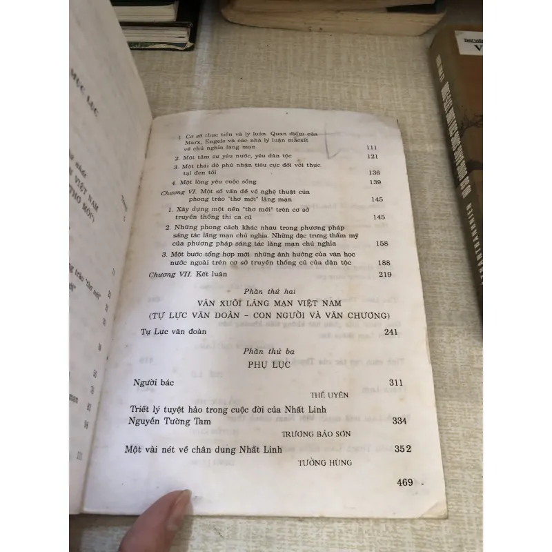 Văn học lãng mạn việt nam 1930-1945 972110