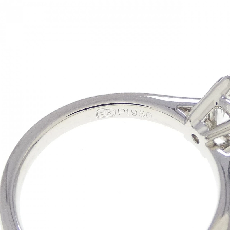 Nhẫn Solitaire Harry Winston 0.55CT - Hàng hiệu Chính hãng 836958