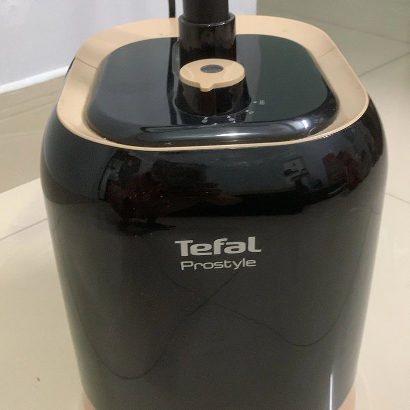 Bàn ủi hơi nước đứng Tefal model IT3420E0 383429