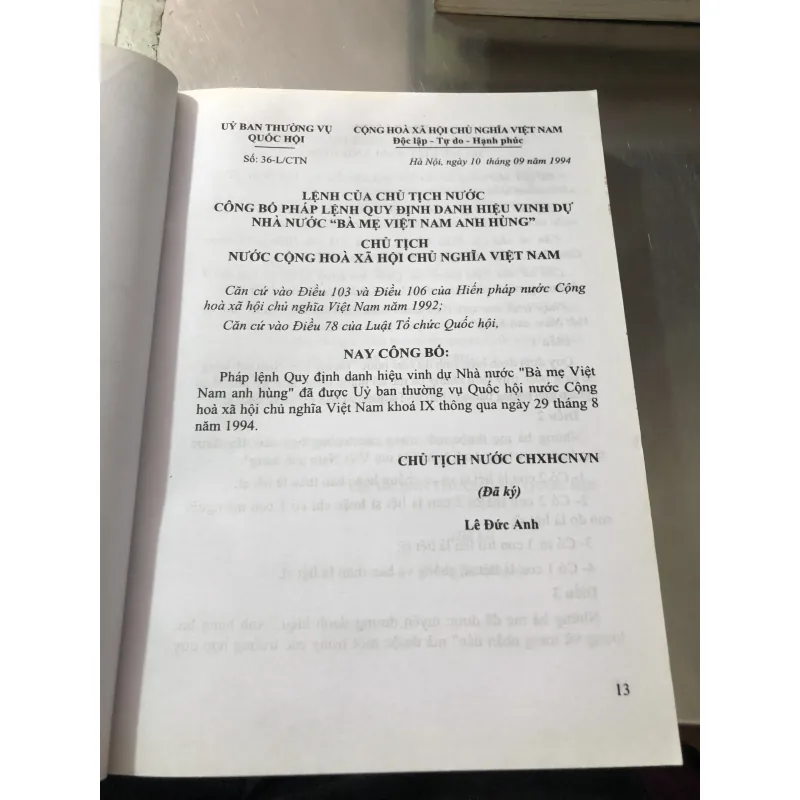 Văn bản pháp luật thực hiện chính sách ưu đãi với người có công 977707