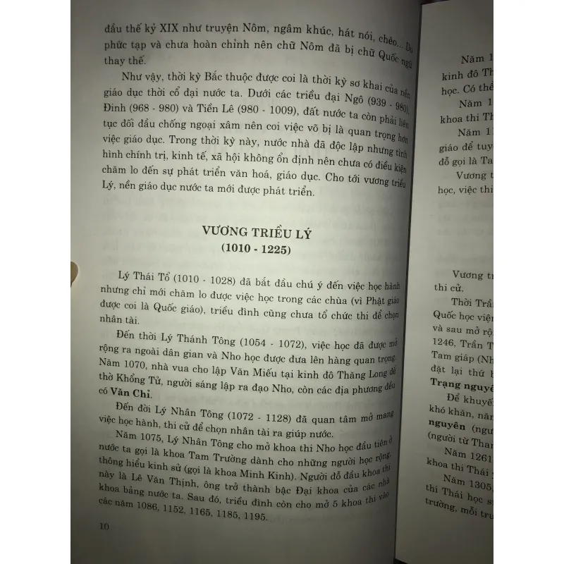 Các nhà khoa bảng đất Thăng Long Hà Nội  747812