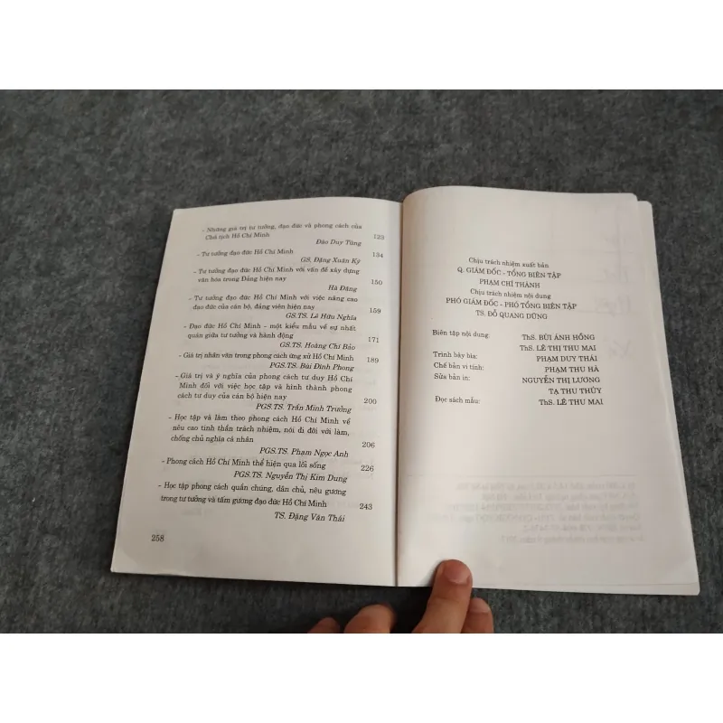 HỌC TẬP TƯ TƯỞNG, ĐẠO ĐỨC, PHONG CÁCH HỒ CHÍ MINH 697783