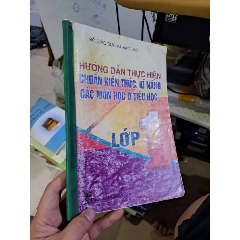 Hướng dẫn thực hiện chuẩn kiến thức, kĩ năng các môn học ở tiểu học lớp 1 mới 70% bạc màu ố GIÁO KHOA HCM1809 Blogmeo21025 581858