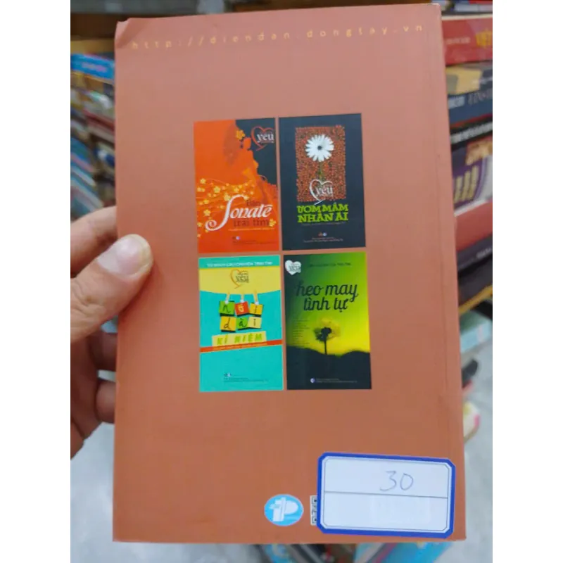 sách Tình người mến thương  (B1) 701606