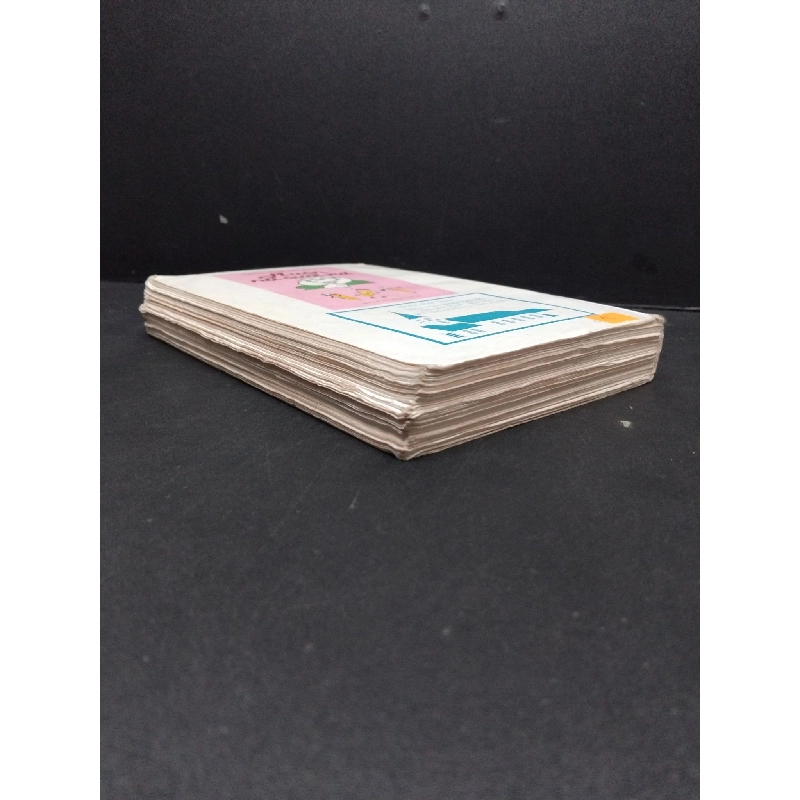 Muôn nụ cười vui mới 80% ố bong gáy 1999 HCM2809 Phong Vũ VĂN HỌC 917243