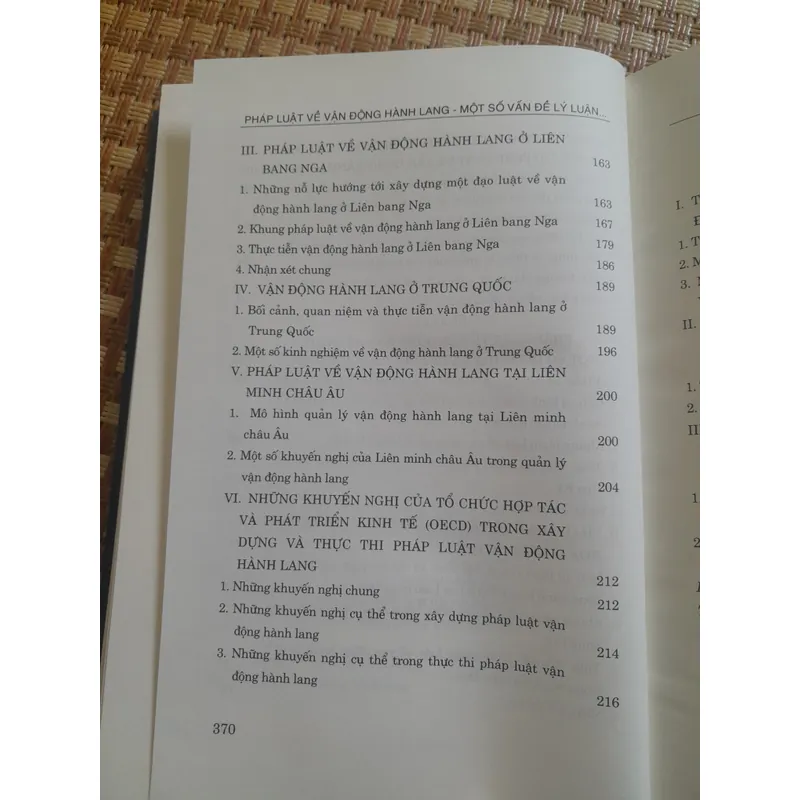PHÁP LUẬT VỀ VẬN ĐỘNG HÀNH LANG... 736023