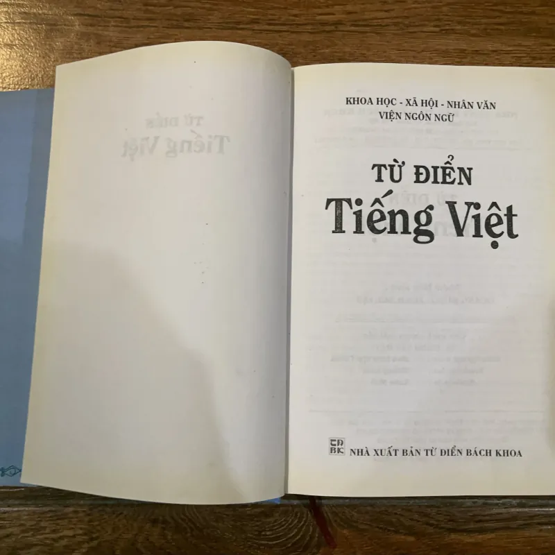 Từ Điển Tiếng Việt - Viện ngôn ngữ (11) 1021294