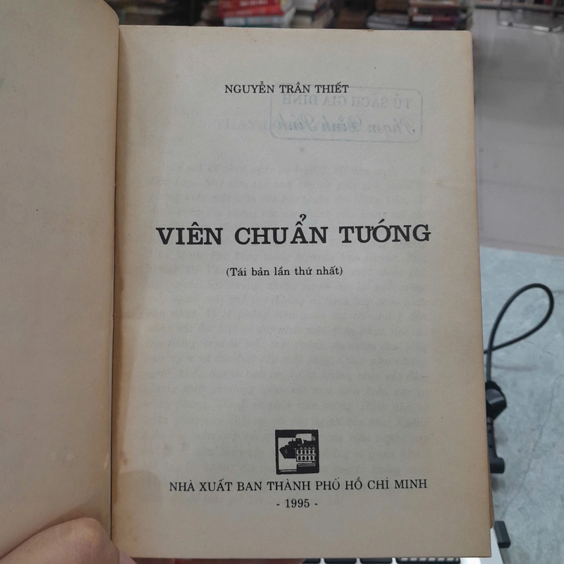 VIÊN CHUẨN TƯỚNG - NGUYỄN TRẦN THIẾT 463519