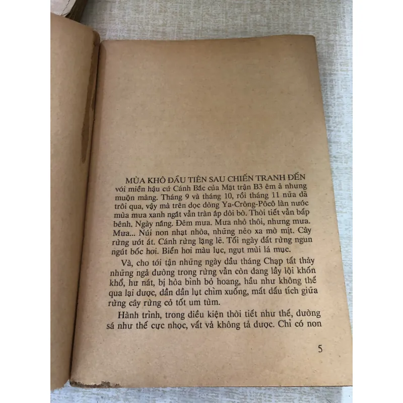 Nỗi buồn chiến tranh 993524