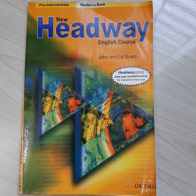 New Headway ( John and Liz Soars) 326400