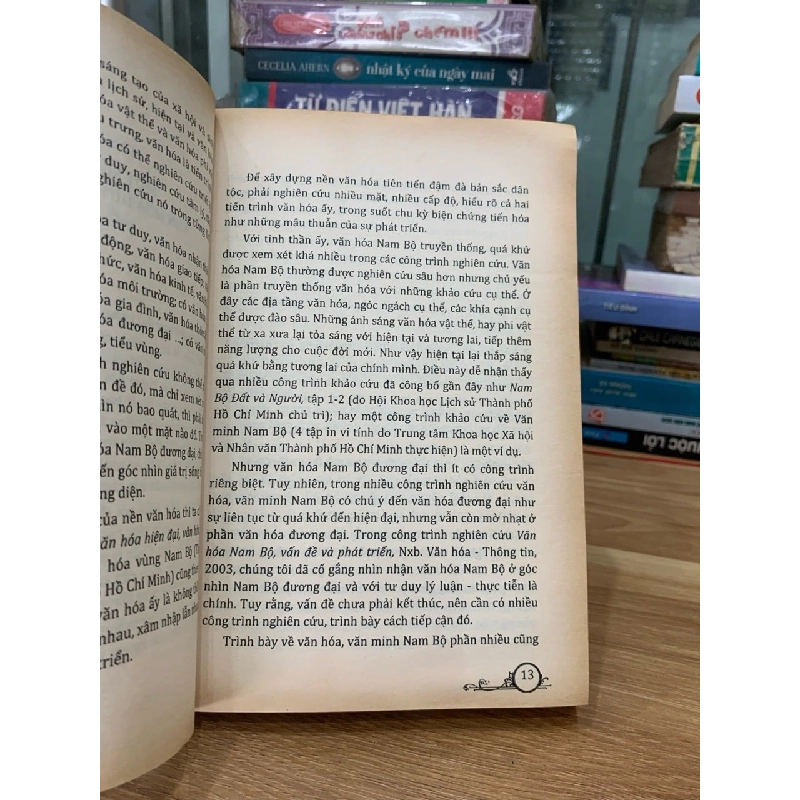Văn hoá đương đại ở Nam Bộ -TS. Hồ Bá Thâm 750645