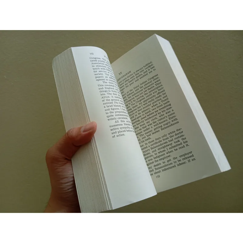 Gandhi an autobiography, english book, sách tiếng Anh  994733