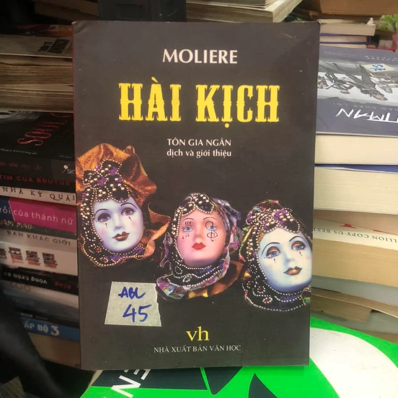 Hài kịch Moliere (Tôn Gia Ngân dịch và giới thiệu) 198398