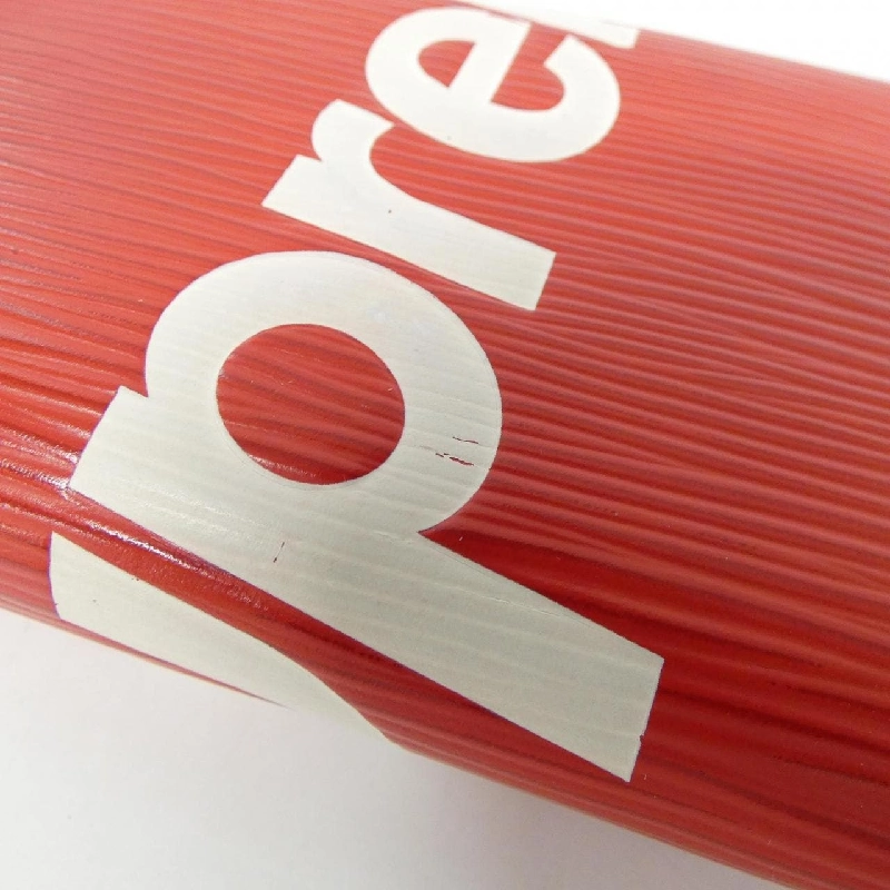 Ví dây chuyền Louis Vuitton Épi (SUPREME) M67755 - Hàng hiệu chính hãng 806248