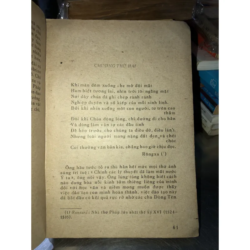 Tu viện thành Pácmơ - Xtanh Đan 974470