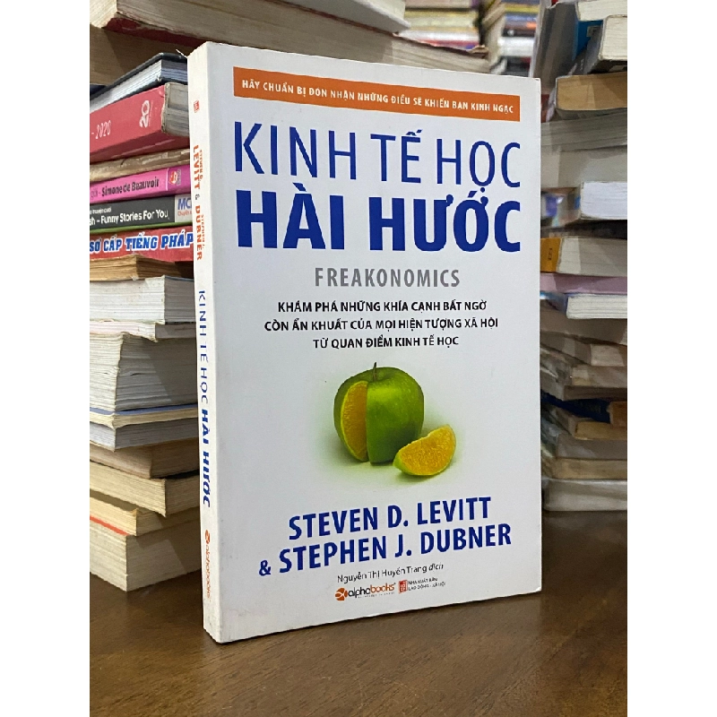 Kinh tế học hài hước - Steven D. Levitt & Stephen J. Dubner 298021
