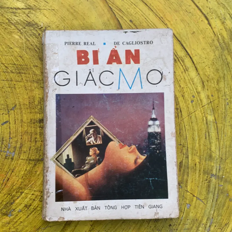  BÍ ẨN GIẤC MƠ- PIERRE REAL & DE CAGLIOSTRO 753416