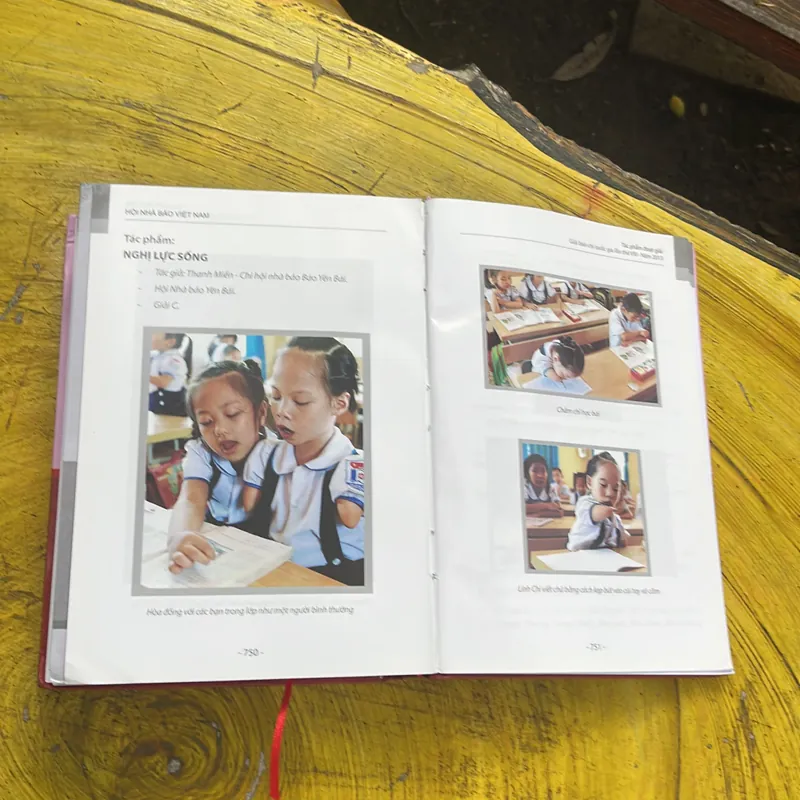 COMBO TÁC PHẨM ĐOẠT GIẢI GIẢI BÁO CHÍ QUỐC GIA LẦN THỨ VIII NĂM 2013 & TÁC PHẨM BCCL 2012 738061