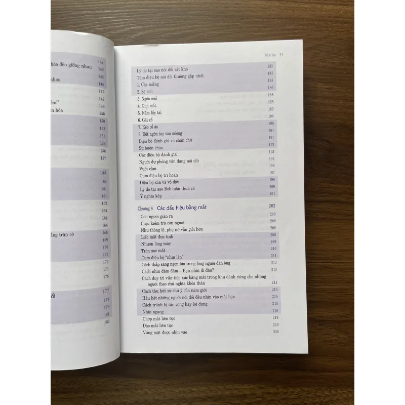 Cuốn sách hoàn hảo về ngôn ngữ cơ thể - Allan & Barbara Pease 970527