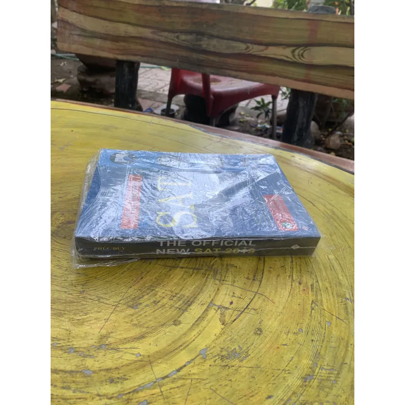 COMBO THE OFFICIAL SAT 2019 & 10 PRACTICE TEST FOR THE SAT 2023 799981