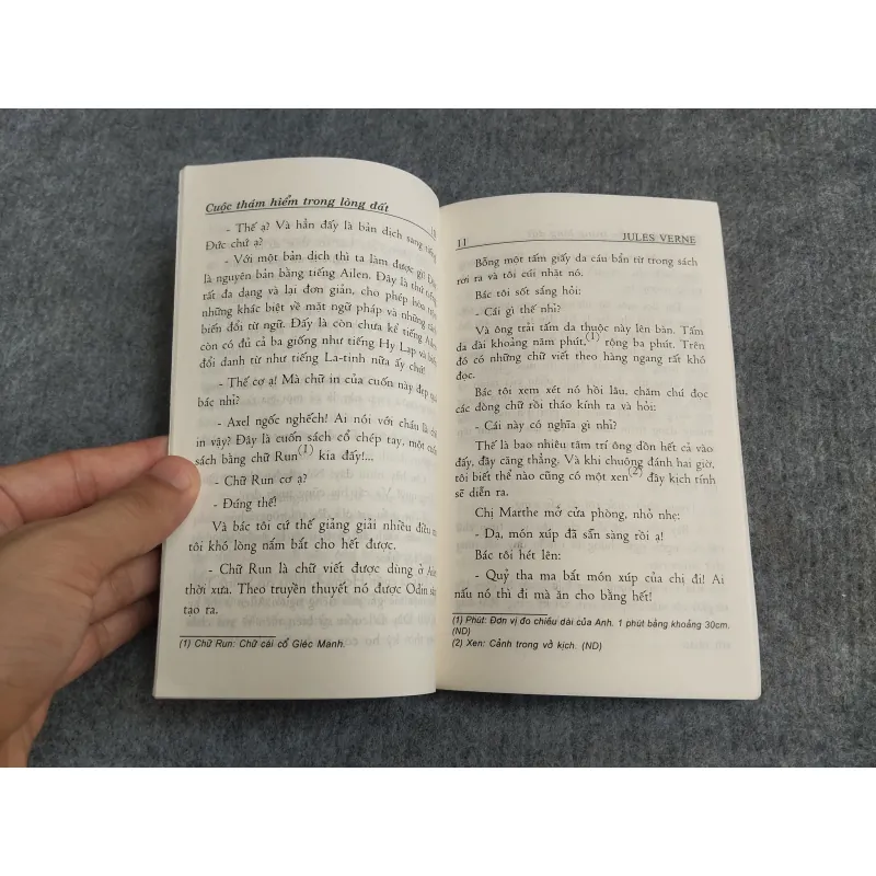 CUỘC THÁM HIỂM TRONG LÒNG ĐẤT - JULES VERNE 568030