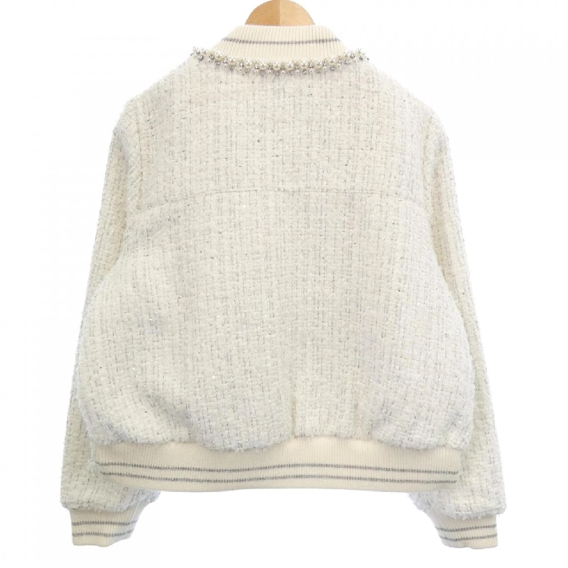 Chesty 23B401 Áo khoác - Hàng hiệu Authentic 810164