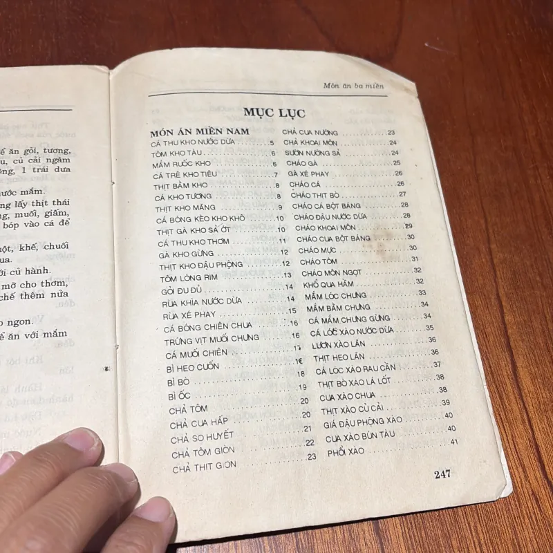 II Sách Dạy Nấu Ăn: Món Ăn Ba Miền - Thúy Hà (Biên Soạn) - 1995 786758