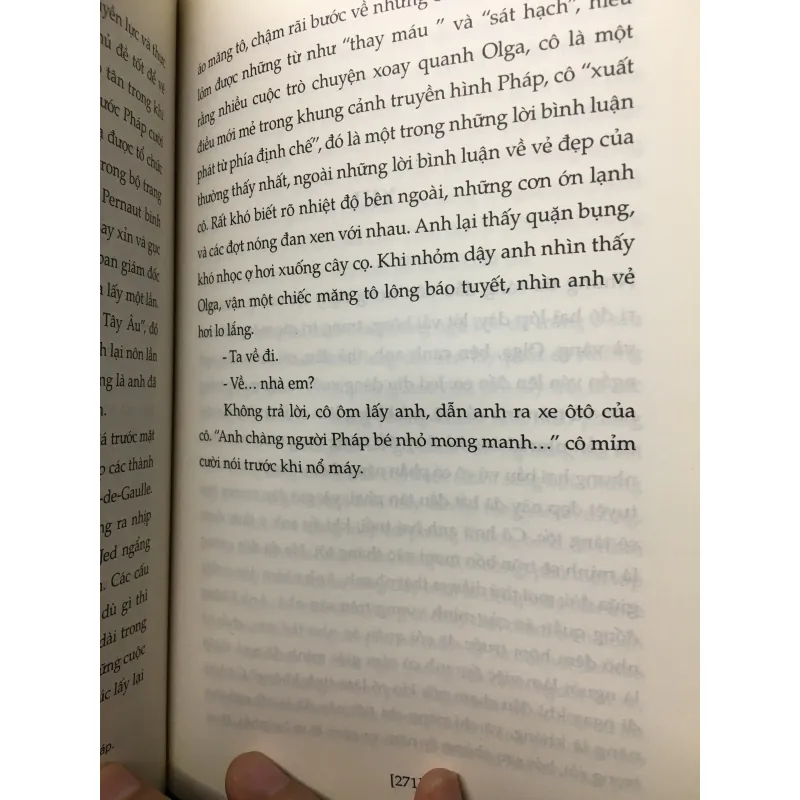 [ĐƯƠNG ĐẠI] Bản Đồ Và Vùng Đất - Michel Houellebecq 604838