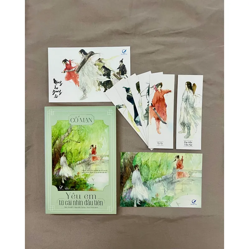 Yêu Em Từ Cái Nhìn Đầu Tiên (Kèm 7 Bookmark + 2 Postcard) - Cố Mạn 605114