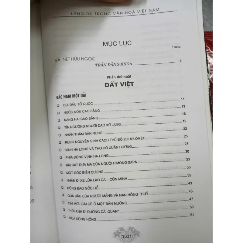 LÃNG DU TRONG VĂN HÓA VIỆT NAM - HỮU NGỌC 711475